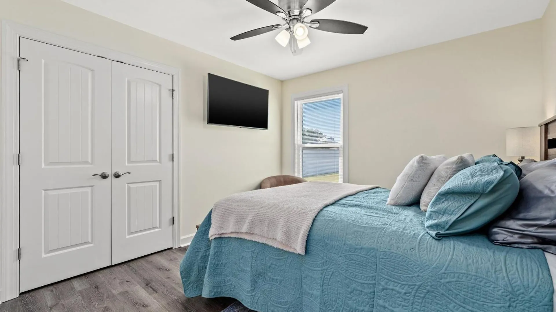 Heated Pool & Pet Friendly - Minutes To Beach - Spacious Backyard - Flpcb38 Panama City Beach USA