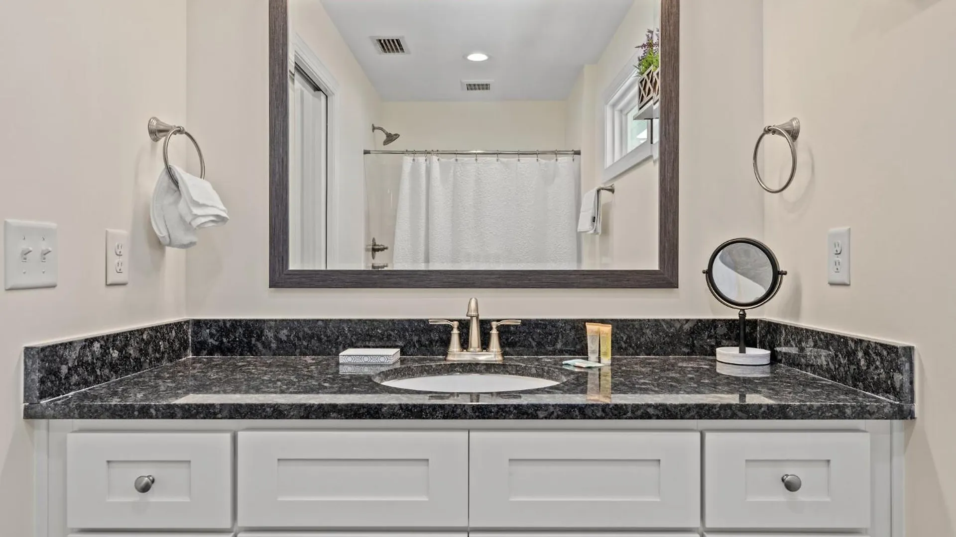 Heated Pool & Pet Friendly - Minutes To Beach - Spacious Backyard - Flpcb38 Panama City Beach Semesterbostad